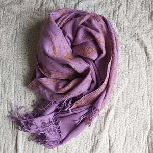 Wool scarf
